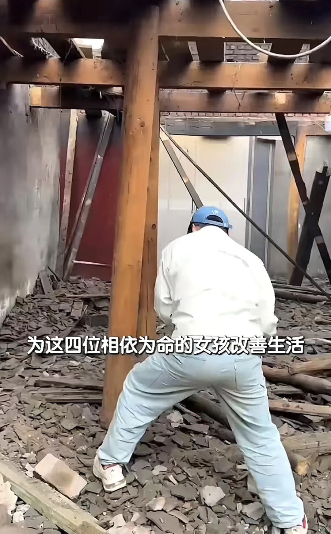 图片[3]-千万网红扶贫被骗18w，这下真成小丑了？-吃瓜网