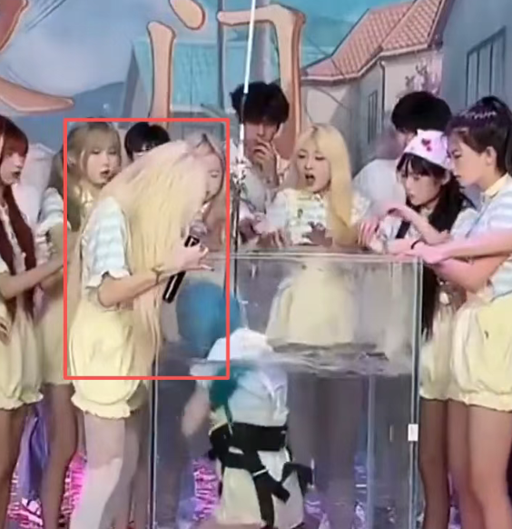 图片[6]-直播间把未成年女孩扔进“鳄鱼缸”的未成年女主播，号没了……-吃瓜网