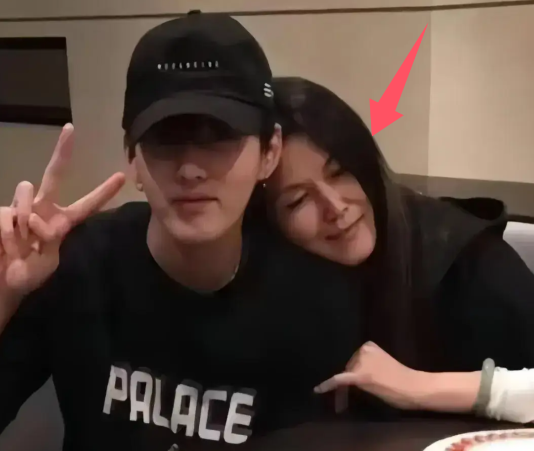 图片[13]-又抓一个！知名男星被判刑，整个事件太离谱了……-吃瓜网