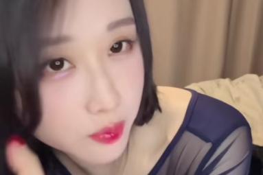 图片[6]-轩子巨2兔拒绝售卖衣物，还称展现自己的美不算C边，引发网友热议！-吃瓜网